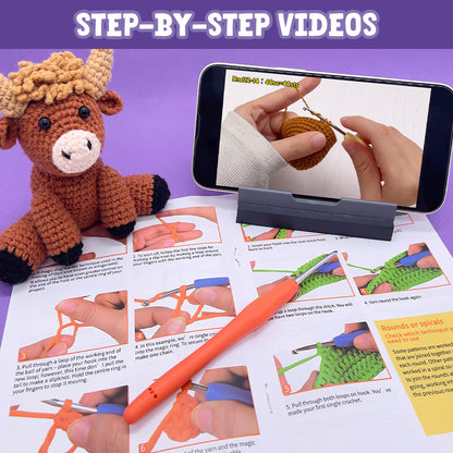Two Highland Cows Crochet Kit