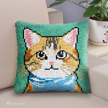 Handsome Cat - Latch Hook Pillow Kit