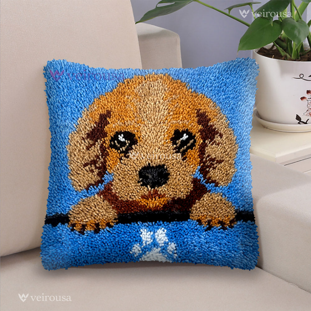 Veirousa Golden Retriever Puppy Latch Hook Pillow Kit