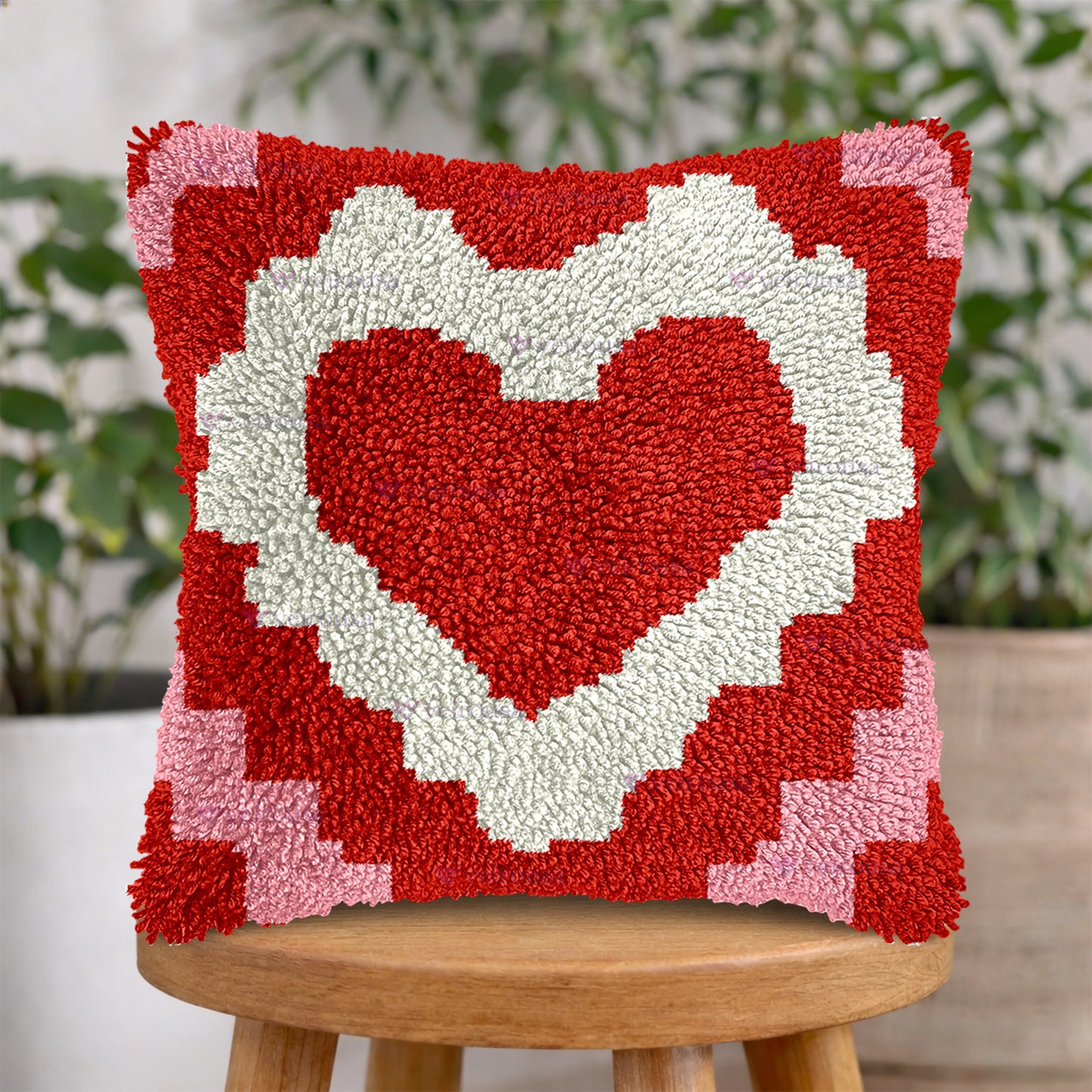 Veirousa Heart Love Latch Hook Pillow Kit