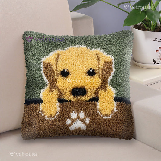 Veirousa Labrador Puppy Latch Hook Pillow Kit