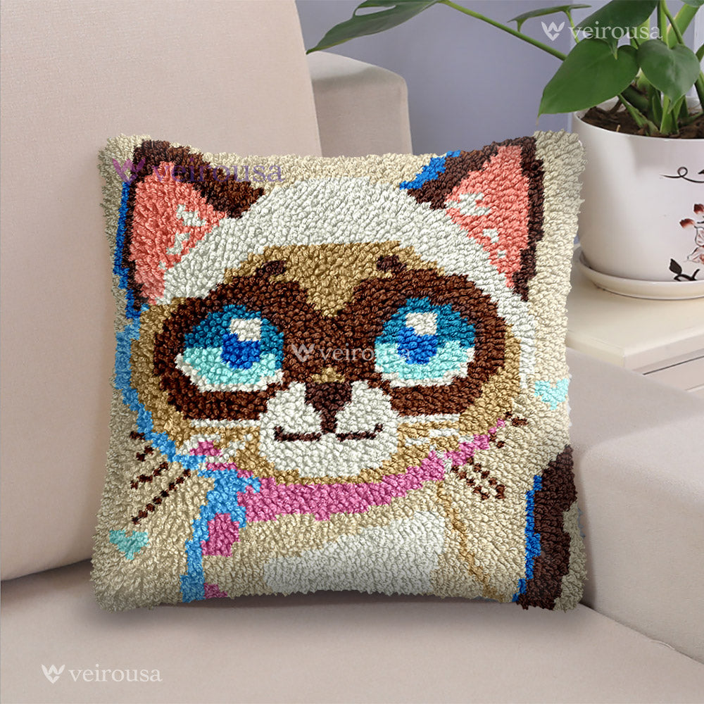 Veirousa Siamese Cat Latch Hook Pillow Kit